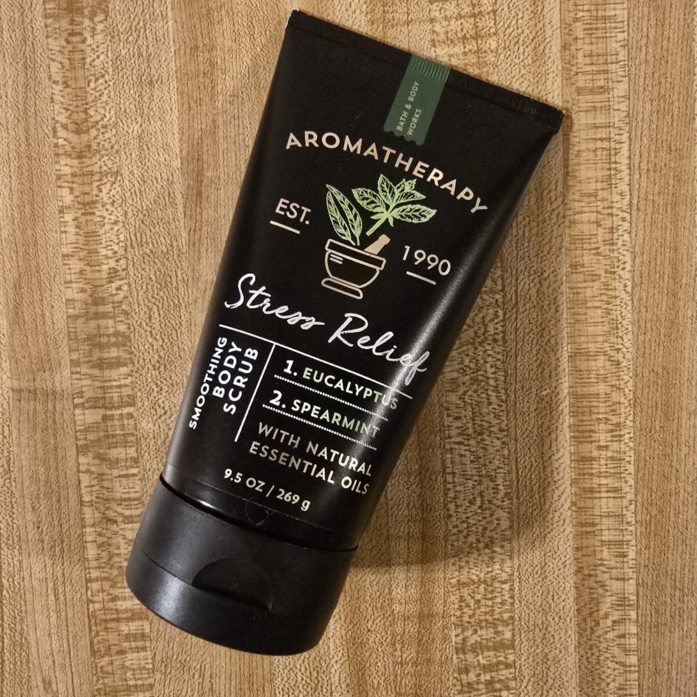 Bath & Body Works Aromatherapy Stress Relief Eucalyptus Spearmint body scrub